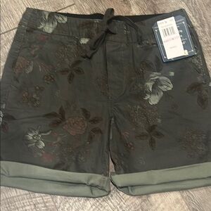 Floral Patterned Shorts